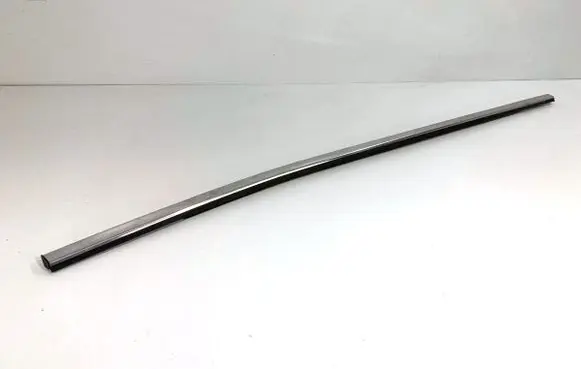 Renault Arkana Loading door glass trim molding 
