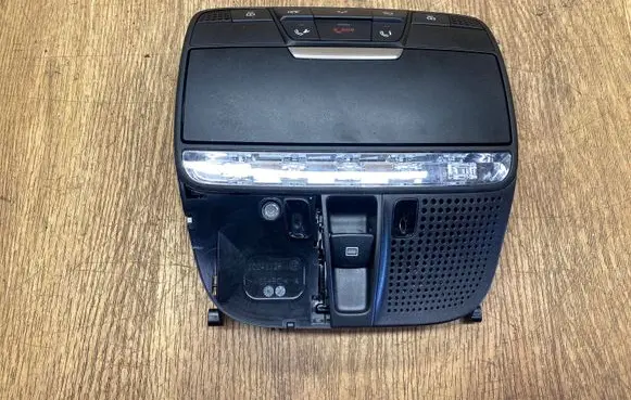 Mercedes-Benz GLC X253 C253 Front seat light A0008275323 A0009008407 A0009018503