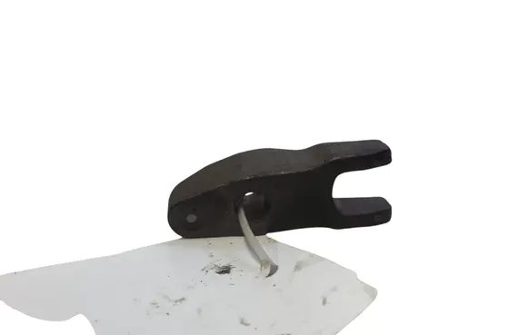 KIA Ceed Fuel Injector clamp holder