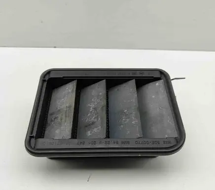 BMW X2 F39 Quarter panel pressure vent 9315934