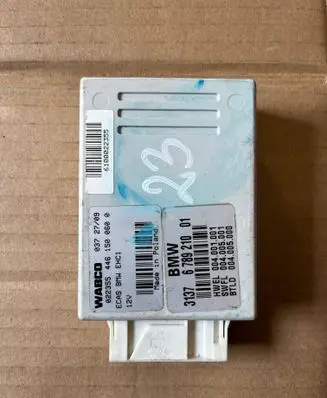 BMW 7 F01 F02 F03 F04 Suspension control unit/module 6789210