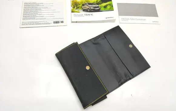 Renault Trafic III (X82) Owners service history hand book 