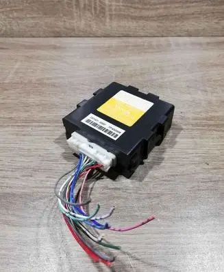 Toyota Corolla Verso AR10 Alarm control unit/module 081900F810 2370003320