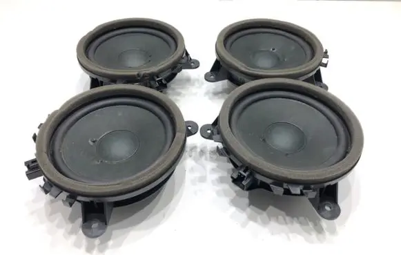 Volvo V60 Audio system kit 31489619