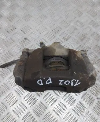 Toyota Auris 150 Front brake caliper