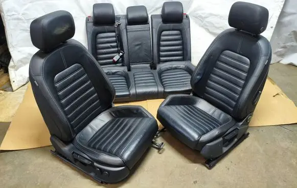 Volkswagen PASSAT CC Seat set 
