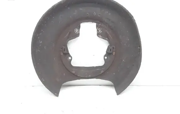 Volvo XC90 Rear brake disc plate dust cover