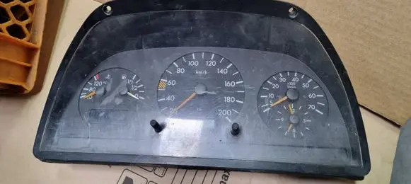 Mercedes-Benz Vito Viano W638 Speedometer (instrument cluster) MB0005429601 110008850031