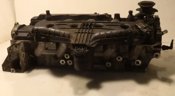 Volvo XC60 Engine head P0030777363