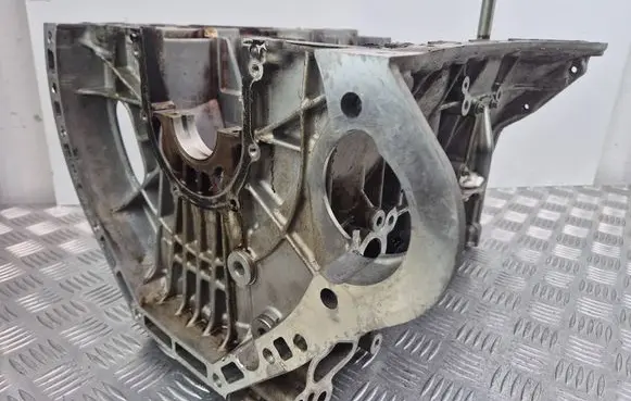 Mercedes-Benz E W212 Engine block R2710107405 R271010740518