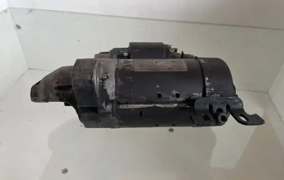 Audi A8 S8 D3 4E Starter motor 057911023E 00012018010