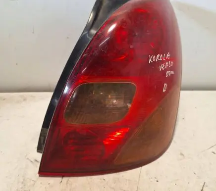 Toyota Corolla Verso E121 Rear/tail lights E49824 1371