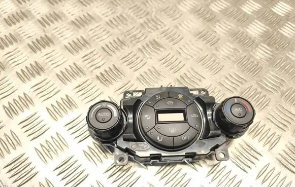 Ford Fiesta Climate control unit 8A6T18C612BR