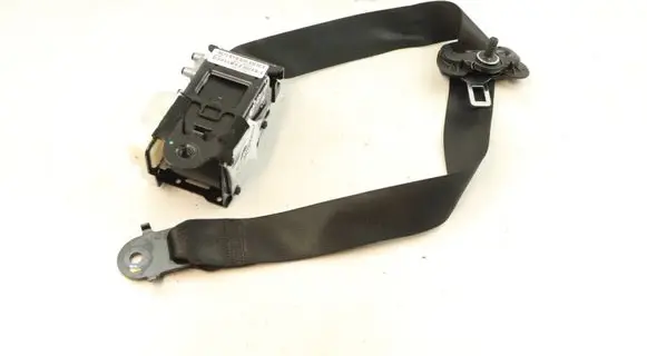 BMW X5M E70 Front seatbelt 7171967