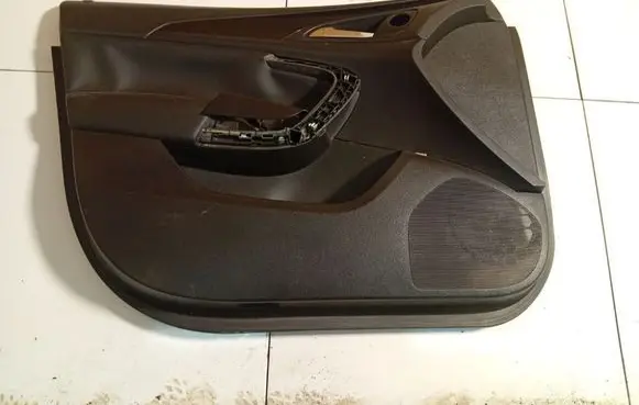 Opel Insignia A Front door card panel trim 13277419