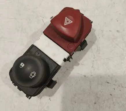 Hazard light switch