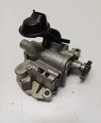 Skoda Octavia Mk3 (5E) Oil pump 06H115105AN