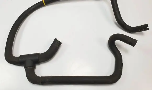 Peugeot Boxer Engine coolant pipe/hose P5958