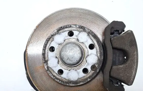 Mercedes-Benz E W212 Front wheel hub 