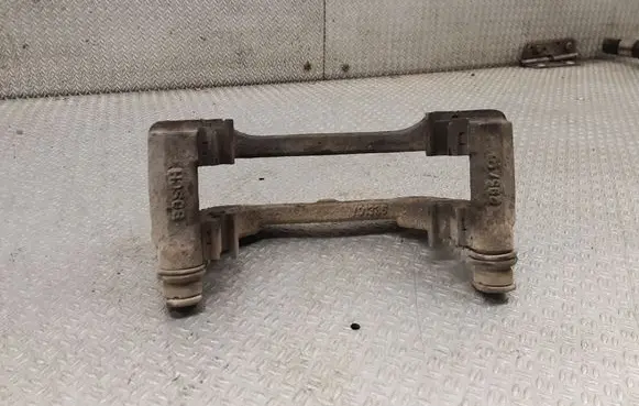 Toyota Corolla Verso AR10 Front Brake Caliper Pad/Carrier 