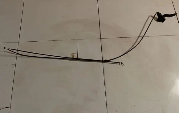 Saab 9-5 Engine bonnet (hood) release handle 7002346
