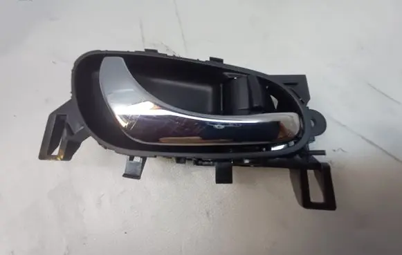 Nissan X-Trail T32 Rear door interior handle