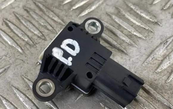 Jeep Grand Cherokee WL Airbag deployment crash/impact sensor 68370843AA
