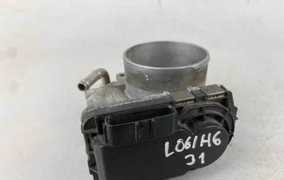 Subaru Legacy Throttle valve 16112AA040