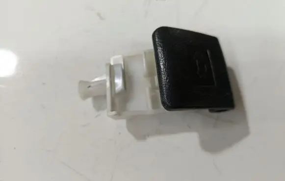 Toyota Yaris Engine bonnet (hood) release handle 