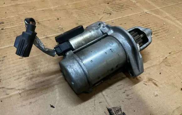 Jaguar F-Type Starter motor DX2311001BC