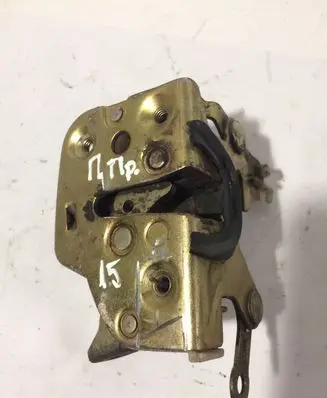 Nissan Patrol 260 Front door lock