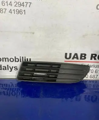 Volkswagen Polo IV 9N3 Front bumper lower grill 6Q0853665D