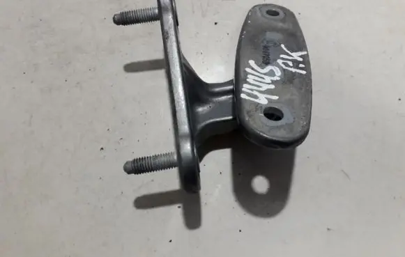 Mercedes-Benz C AMG W204 Front door upper hinge