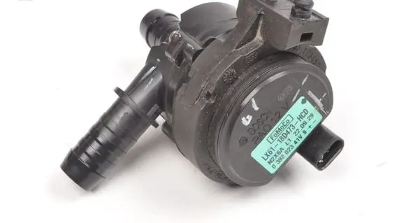 Ford Kuga III Water pump LX6118D473HCD