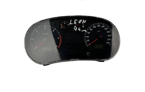 Seat Leon (1M) Speedometer (instrument cluster) W01M0920822D 88311292