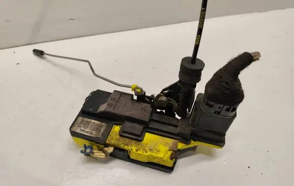 Volvo XC90 Rear door lock 30634624