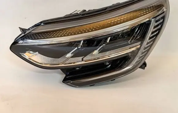 Renault Megane IV Headlight/headlamp 260608417R