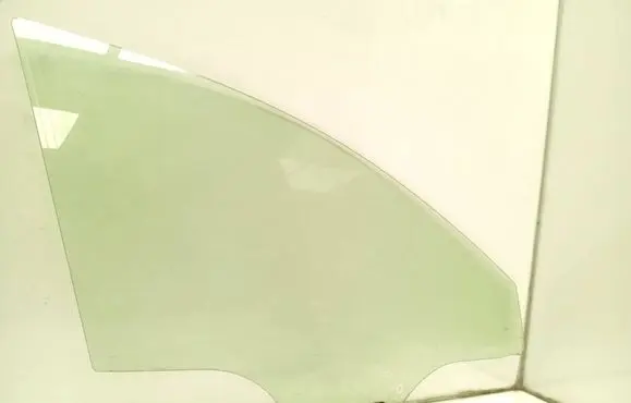 Mazda 6 Front door window glass four-door 43R00014