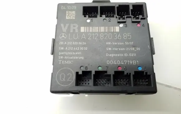 Mercedes-Benz E W212 Door control unit/module A2128203685