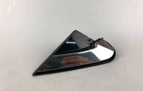 Subaru Outback (BS) Fender end trim 65250AL010