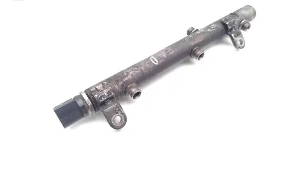 Mercedes-Benz CLS C218 X218 Fuel main line pipe A0061537828 0281002927
