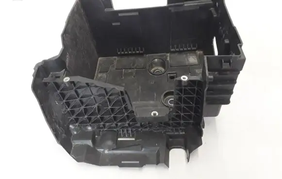 Battery bracket