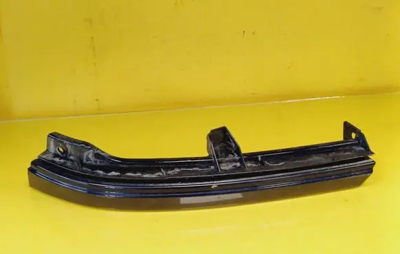 Opel Zafira A Under headlight/headlamp trim 90580651