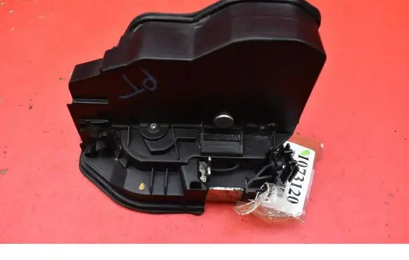 BMW Z4 E89 Rear door lock 7229460