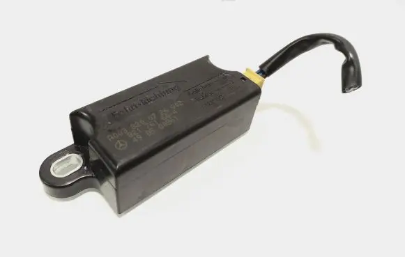 Mercedes-Benz E W211 Airbag deployment crash/impact sensor A0038200726 821761664