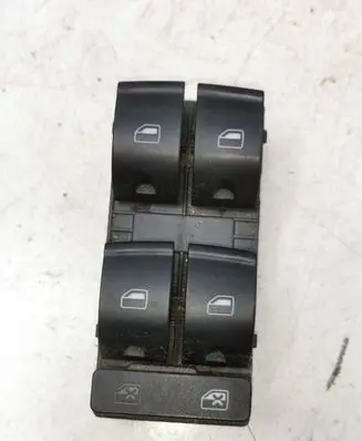 Seat Exeo (3R) Electric window control switch 8E0959851D 165001S 0809