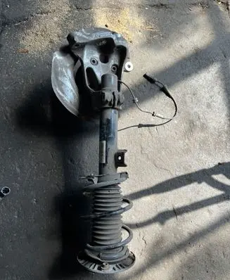BMW 3 F30 F35 F31 Front shock absorber with coil spring 6791579