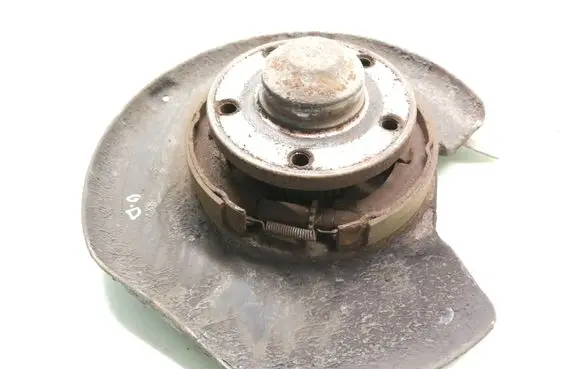 Volvo S70 V70 V70 XC Rear wheel hub spindle/knuckle P9200498 T273906