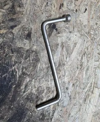 BMW 7 E65 E66 Wheel nut wrench 6758731