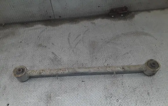 KIA Sorento Rear control arm